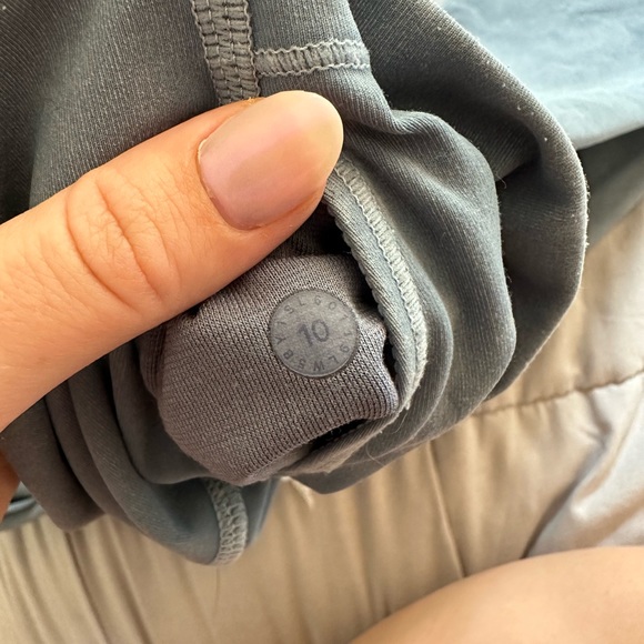 Lululemon Wunder Under High-Rise Leggings - Picture 2 of 4